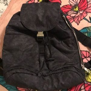 Lululemon acid grey medium size backpack